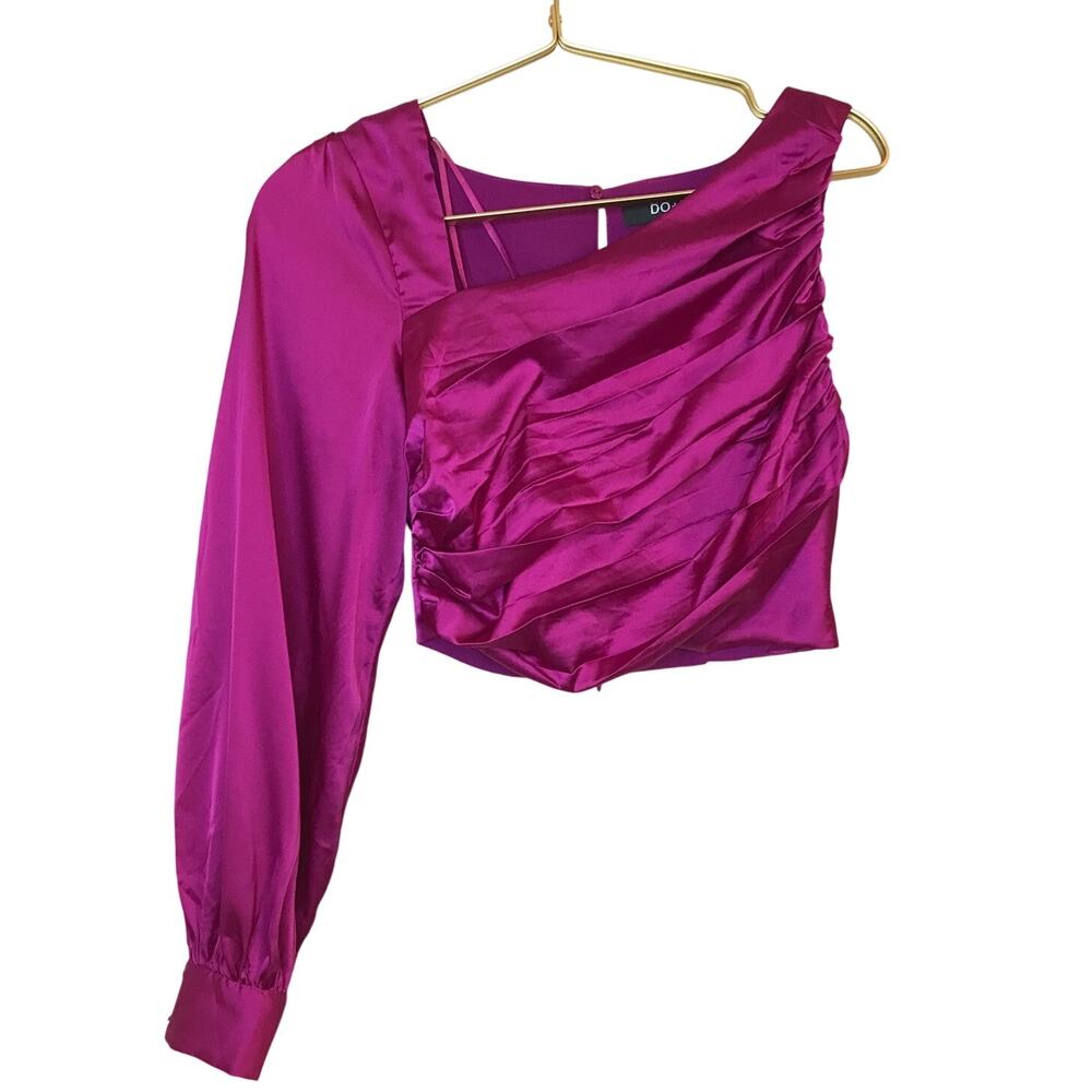Do+Be Fuchsia Satin One Sleeve Crop Blouse S Pleated